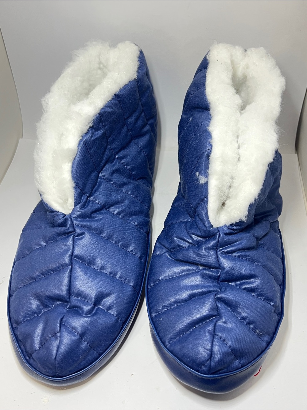 Vintage Dearfoams Slippers
